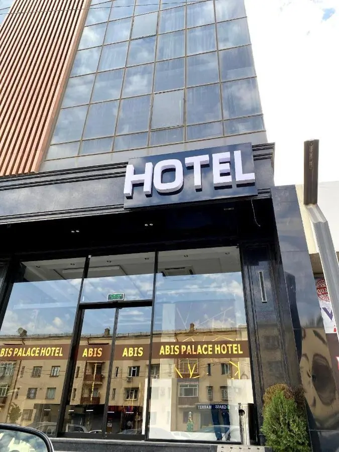 Hotel 2