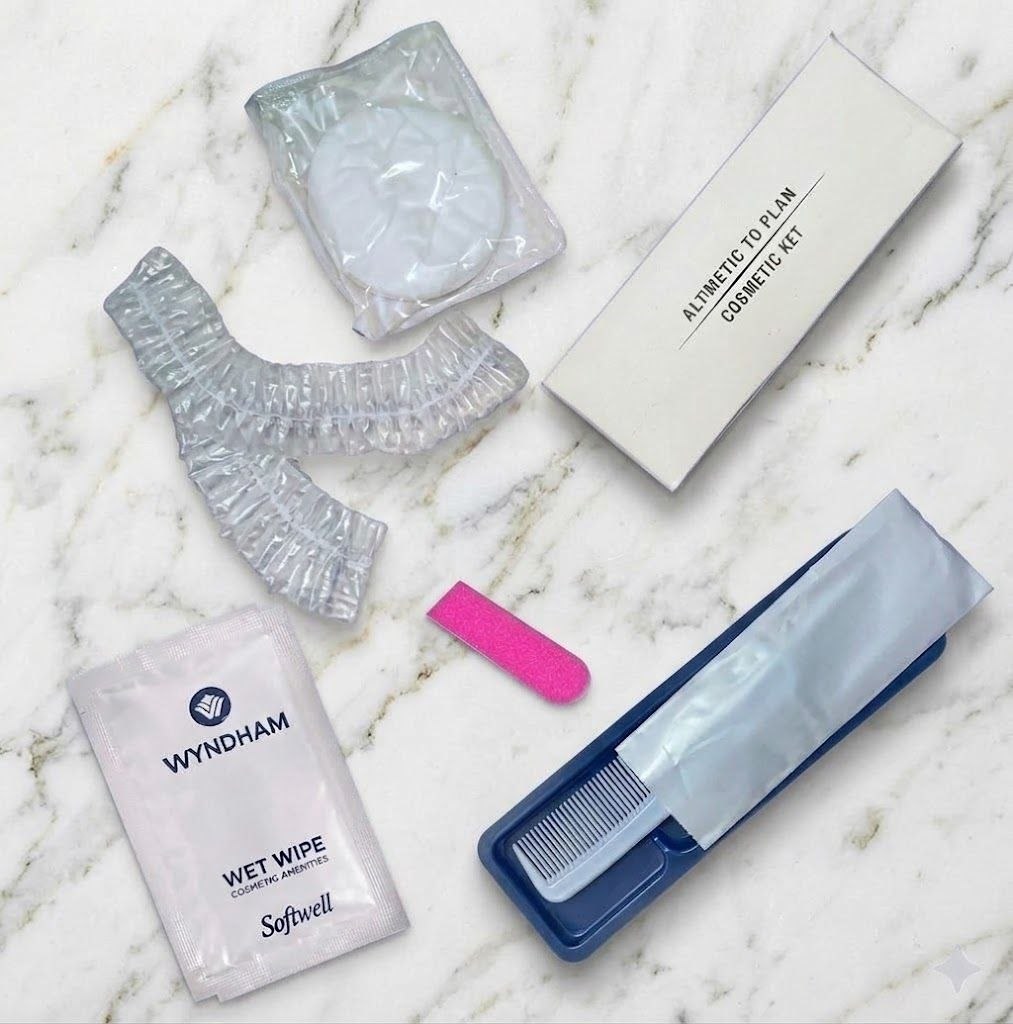Softwell guest accessory set